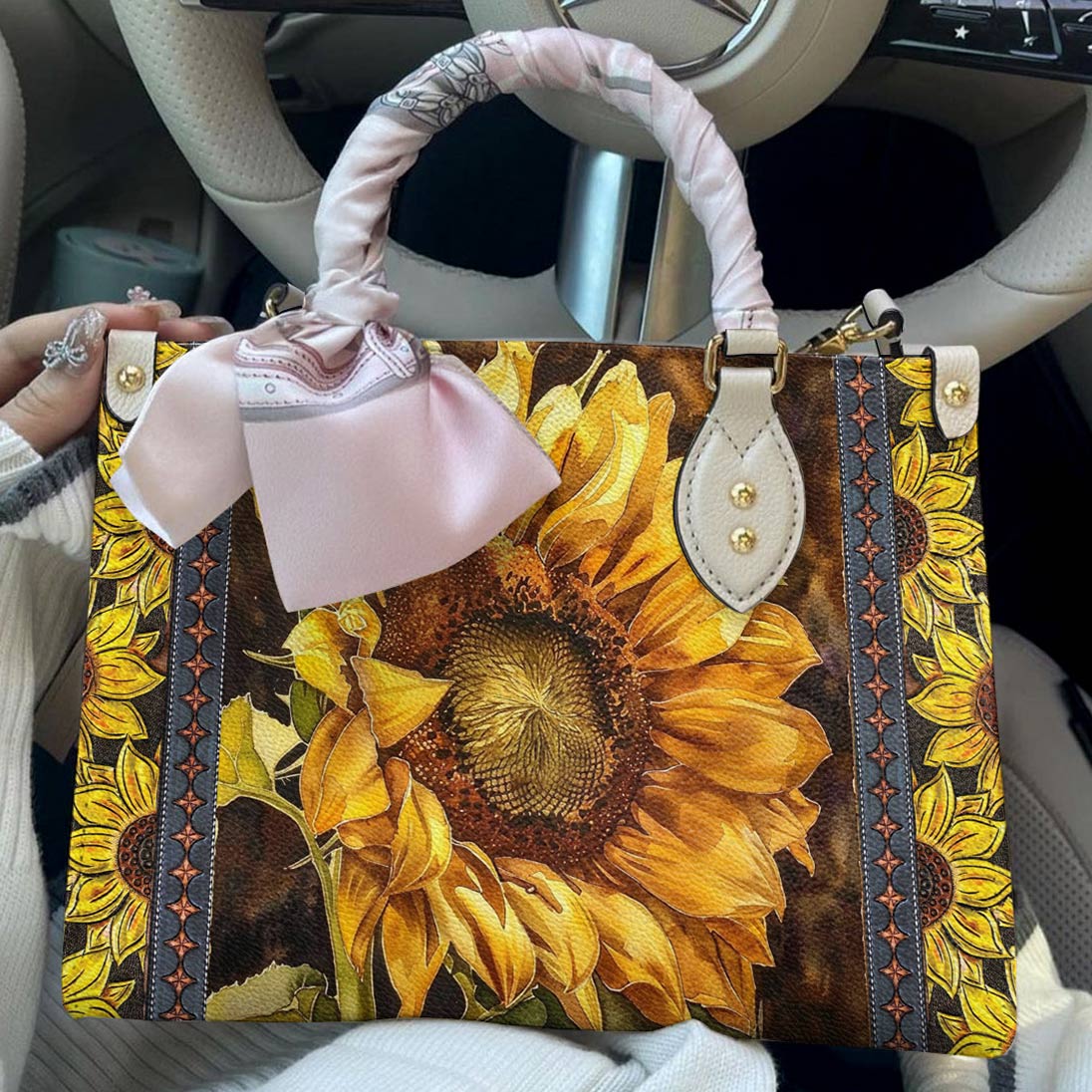 Lorva Leather Bag Golden Radiance