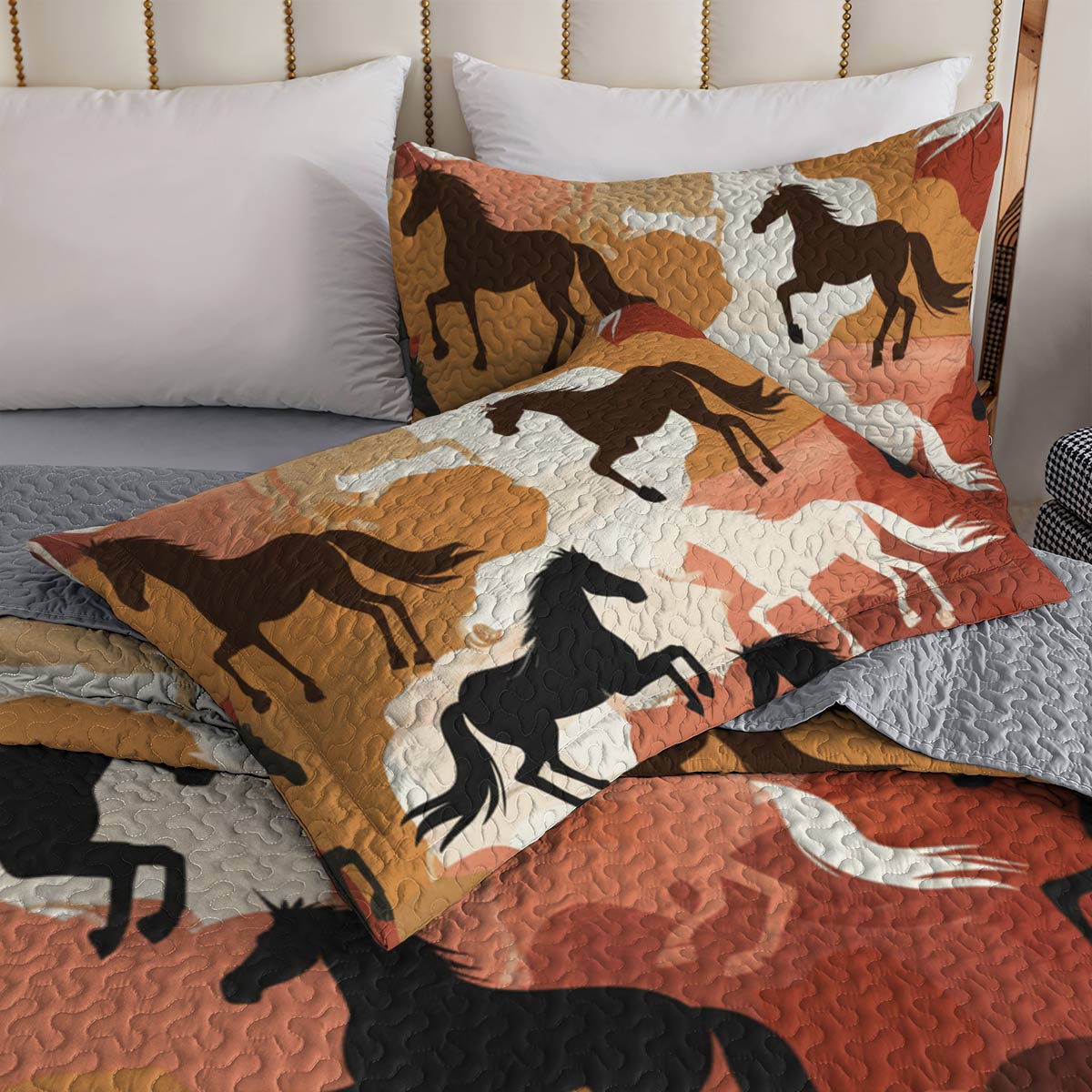 Lorva Horse All Season Quilt 3-Piece Set Desert