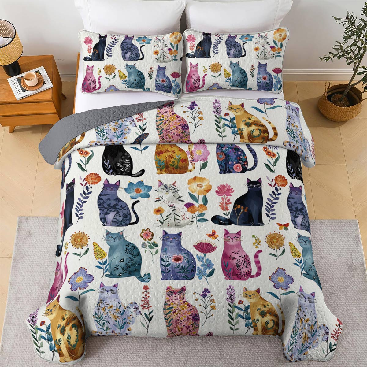 Lorva All Season Quilt 3-Piece Set Gentle Floral Cats