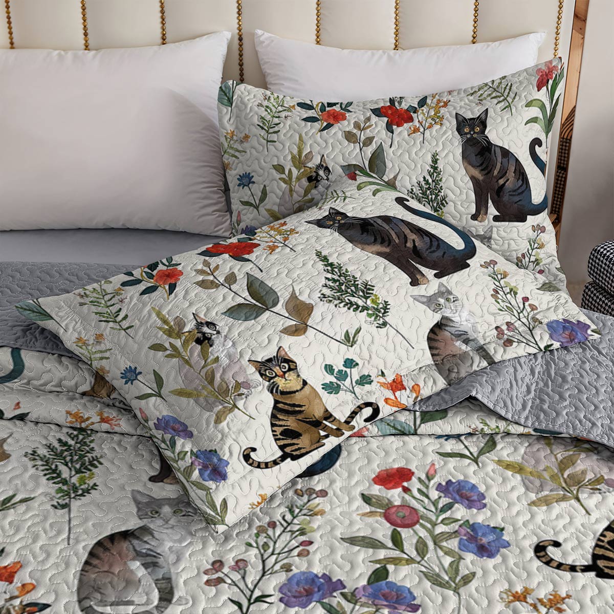 Lorva All Season Quilt 3-Piece Set Happy Floral Cats