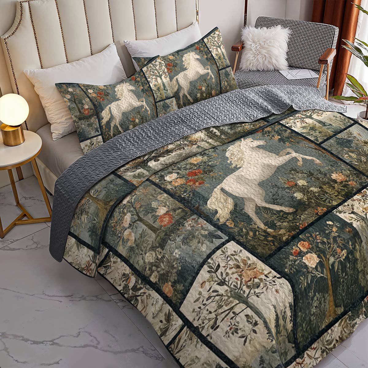 Lorva Horse All Season Quilt 3-Piece Set Regal Beauty