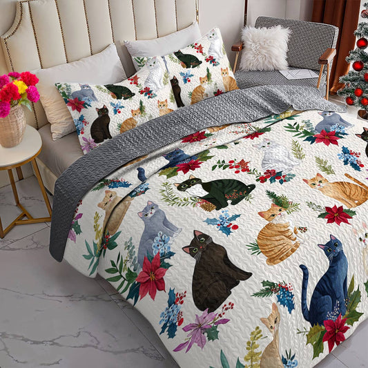 Lorva All Season Quilt 3-Piece Set Feline in Christmas Floral