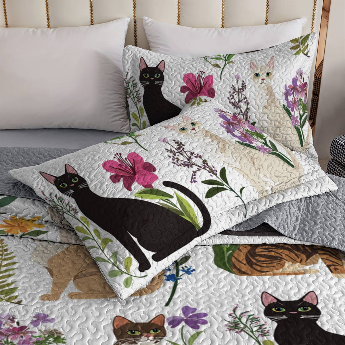 Lorva All Season Quilt 3-Piece Set Dreaming Kittens Garden
