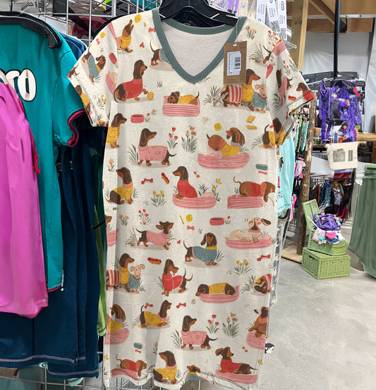 Lorva Dachshund V-neck Nightshirt Sweet Day