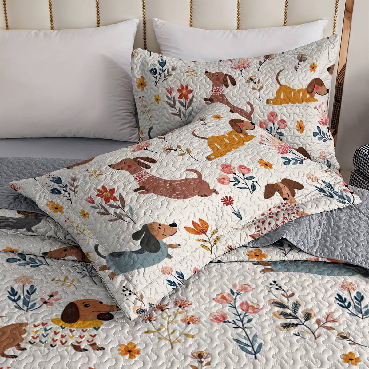 Lorva Dachshund All Season Quilt 3-Piece Set Happy Field Flowers