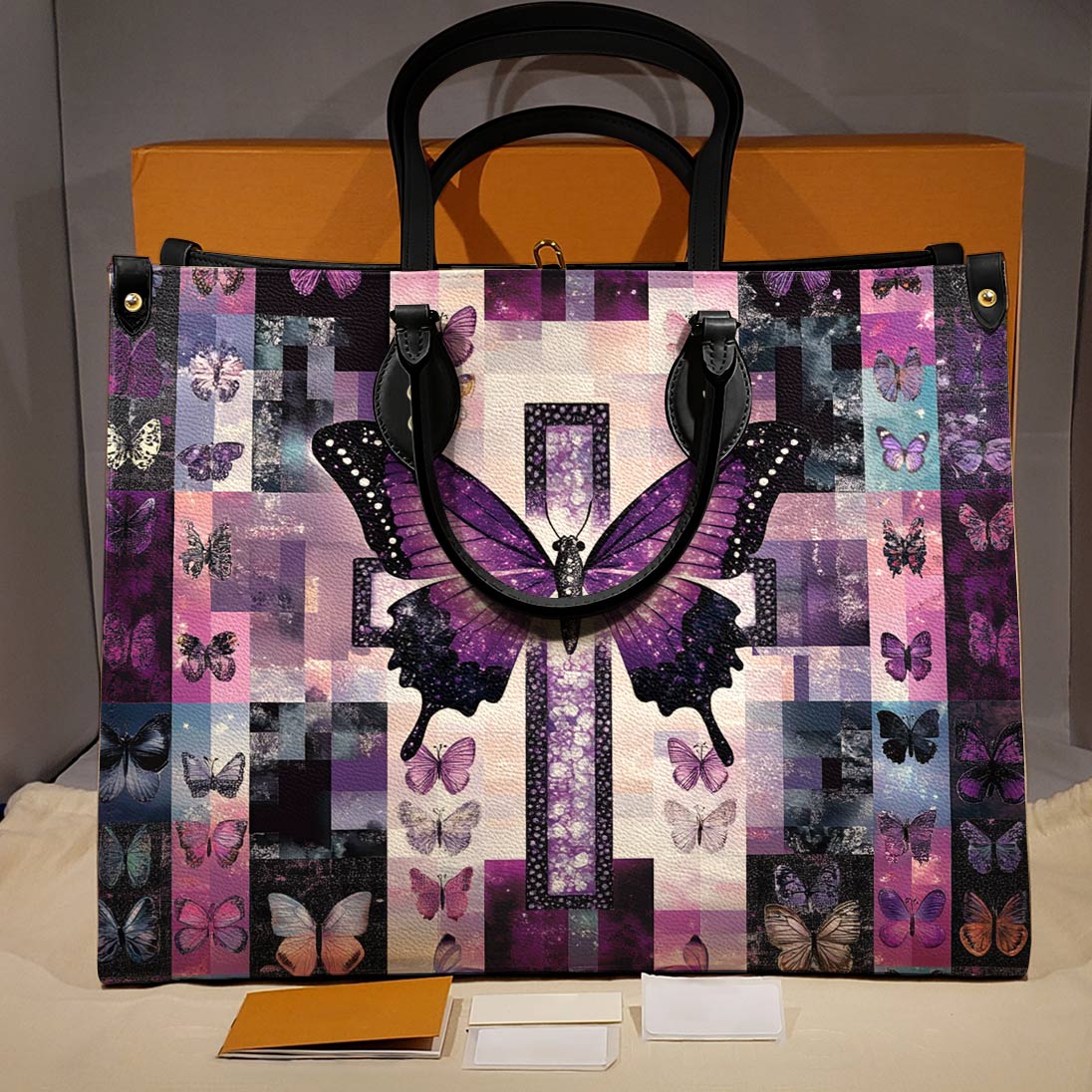 Lorva Leather Bag Wings of Serenity