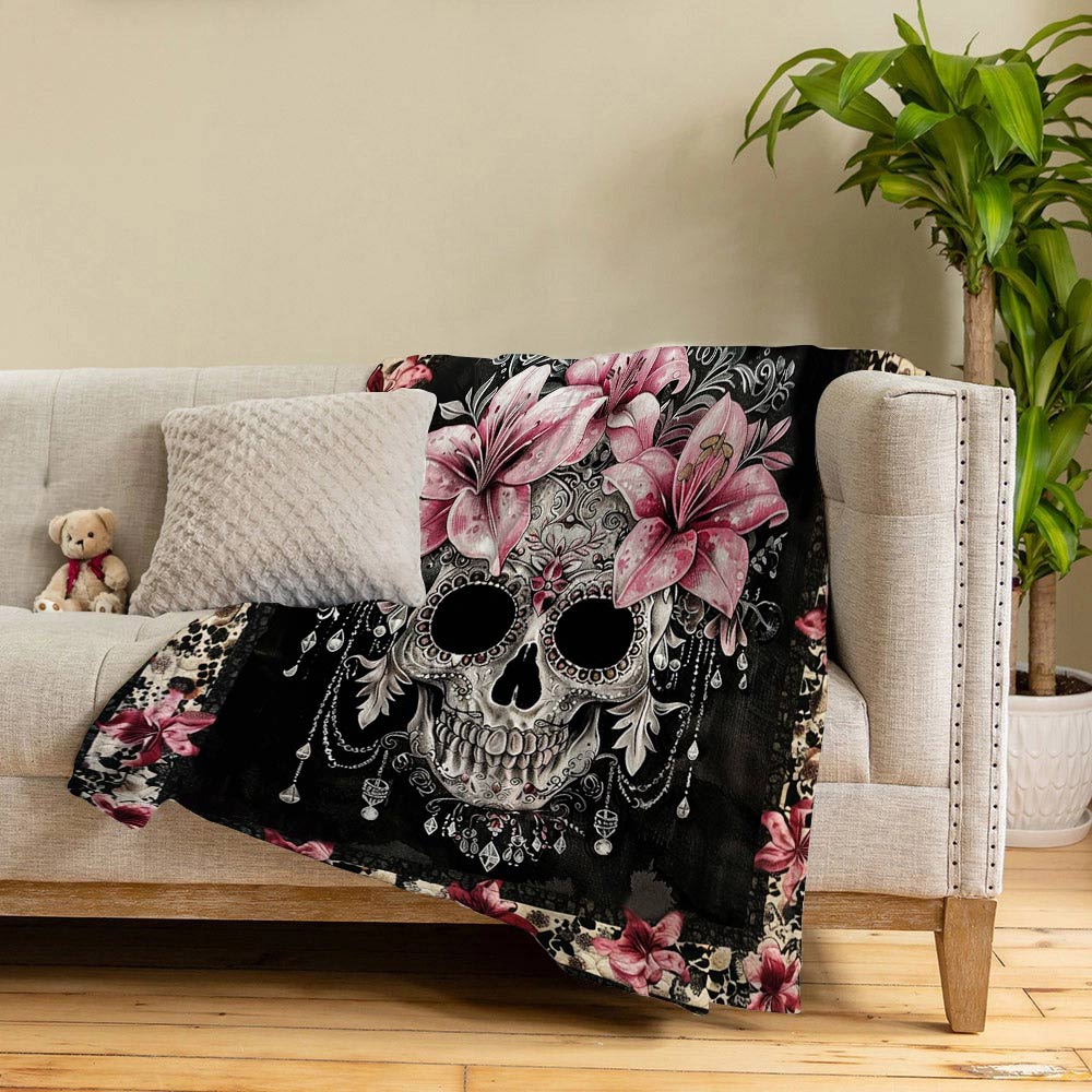 Lorva Fleece Blanket Gorgeous Skull With Lilies