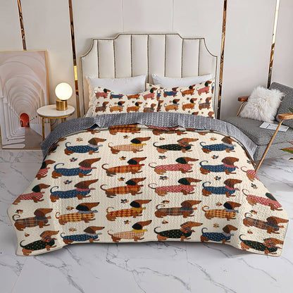 Dachshund Lorva All Season Quilt 3-Piece Set Joyful