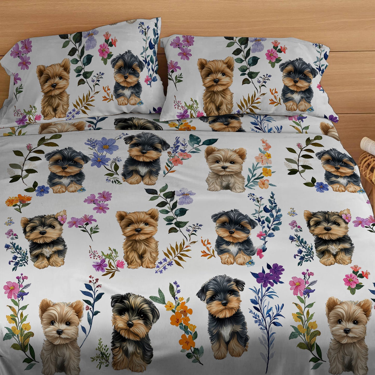 Lorva 4-Piece Bed Sheet Set Charming Floral Yorkies