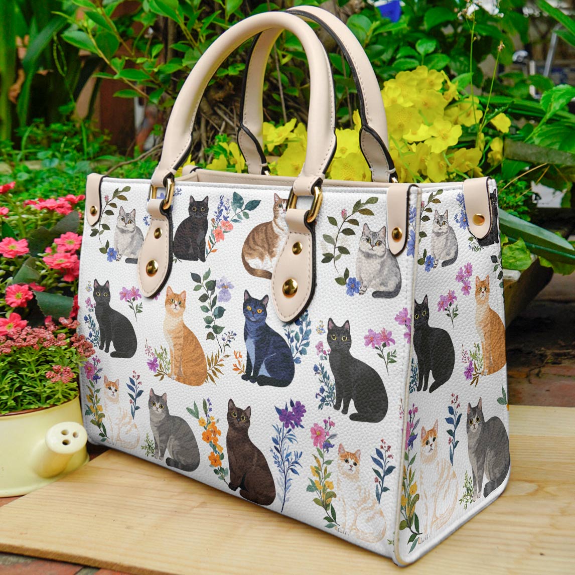 Lorva Cat Leather Bag Botanical Cats