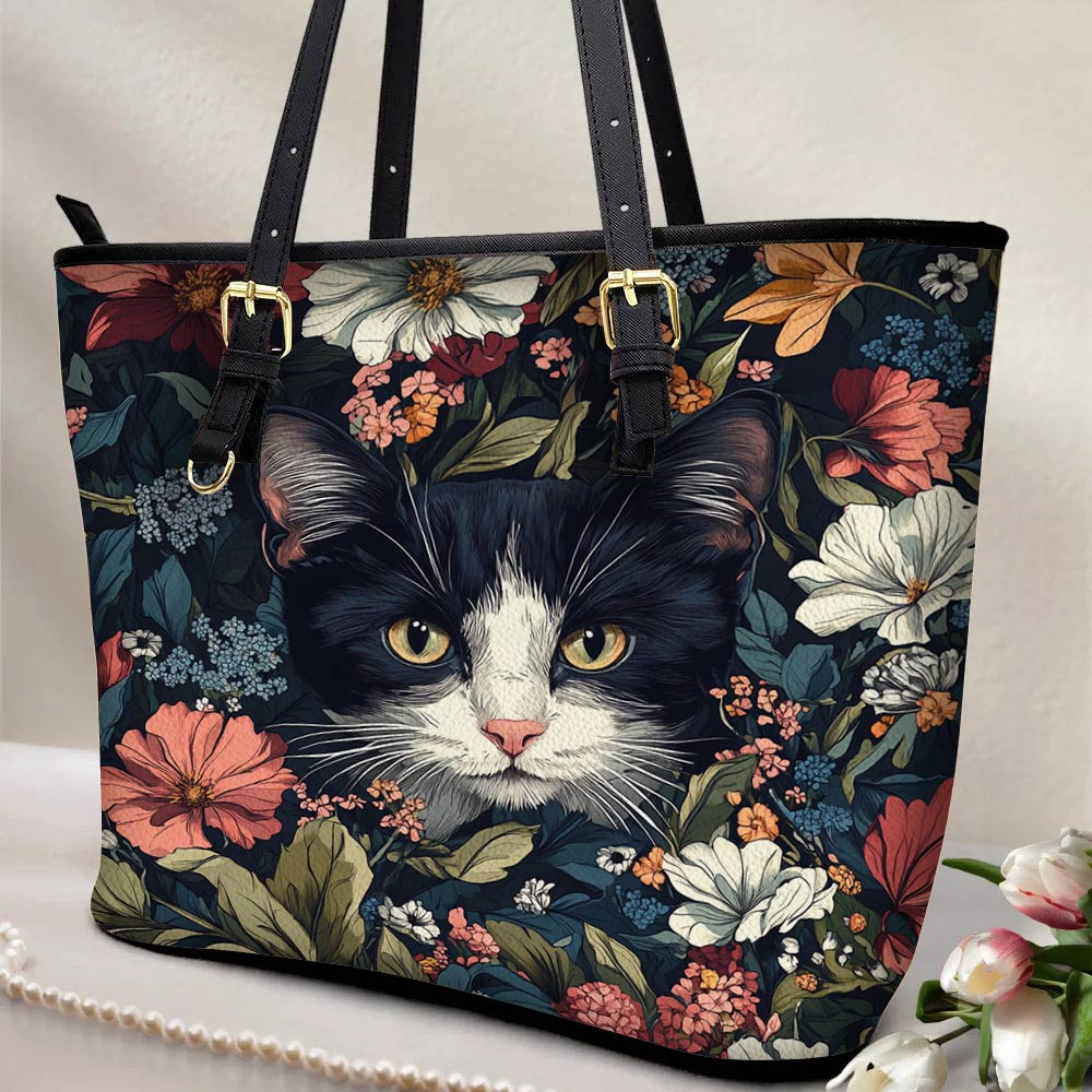 Lorva Leather Tote Bag Queen's Cat