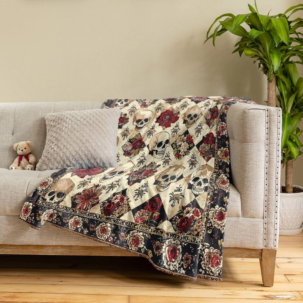 Lorva Fleece Blanket  Elegant Skull Roses
