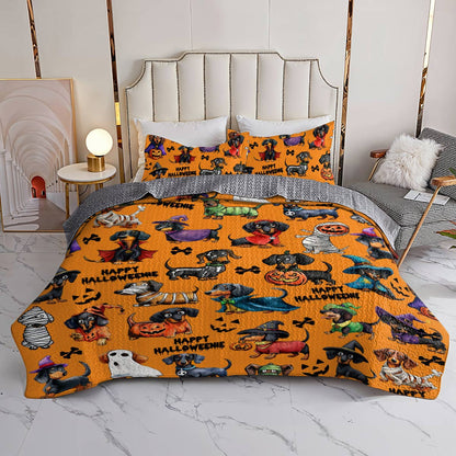 Dachshund Lorva All Season Quilt 3-Piece Set Happy Halloweenie