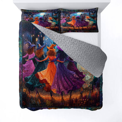 Witch Lorva All Season Quilt 3-Piece Set Midnight Witch Dance