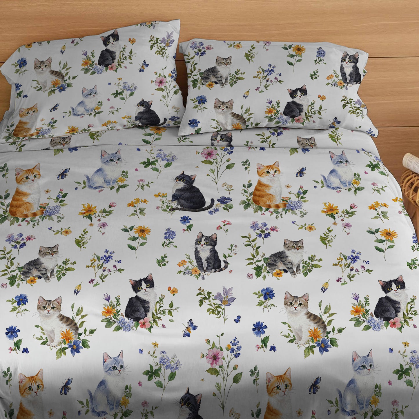 Lorva 4-Piece Bed Sheet Set Sweet Floral Cats