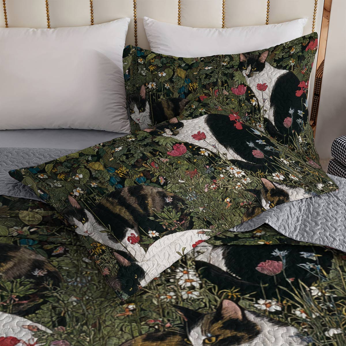 Lorva All Season Quilt 3-Piece Set Mysterious Cat Garden