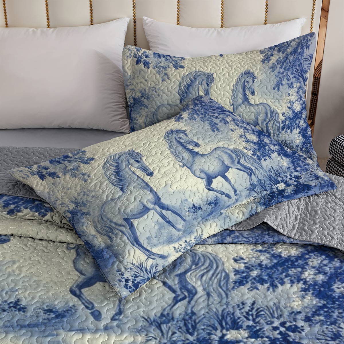 Lorva Horse All Season Quilt 3-Piece Set Blue Love