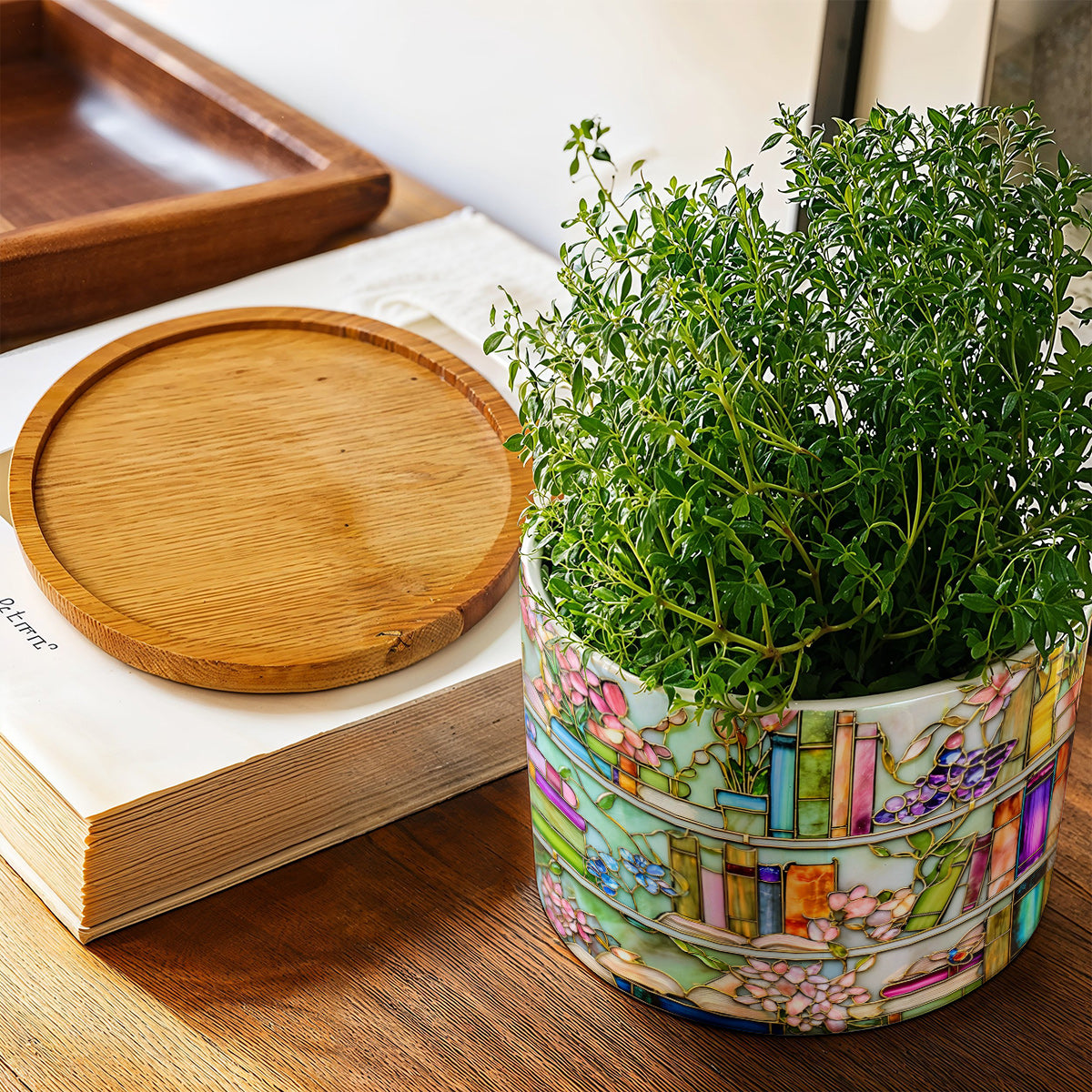 Lorva Reading Ceramic Plant Pot Magical Books