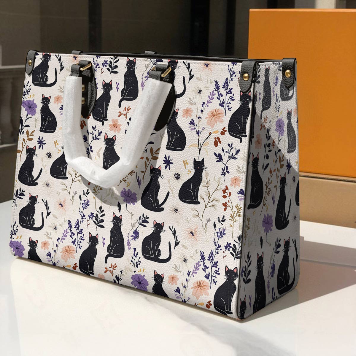 Lorva Leather Bag Enchanted Black Cat
