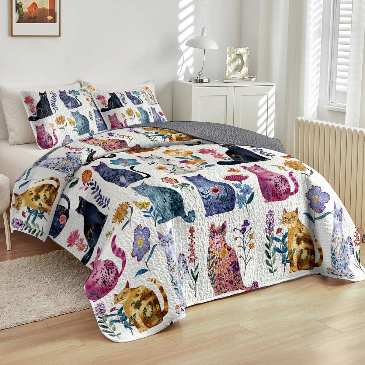 Lorva All Season Quilt 3-Piece Set Gentle Floral Cats