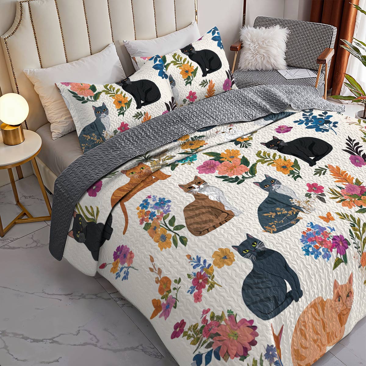 Cat Lorva All Season Quilt 3-Piece Set Whimsical Floral Cats