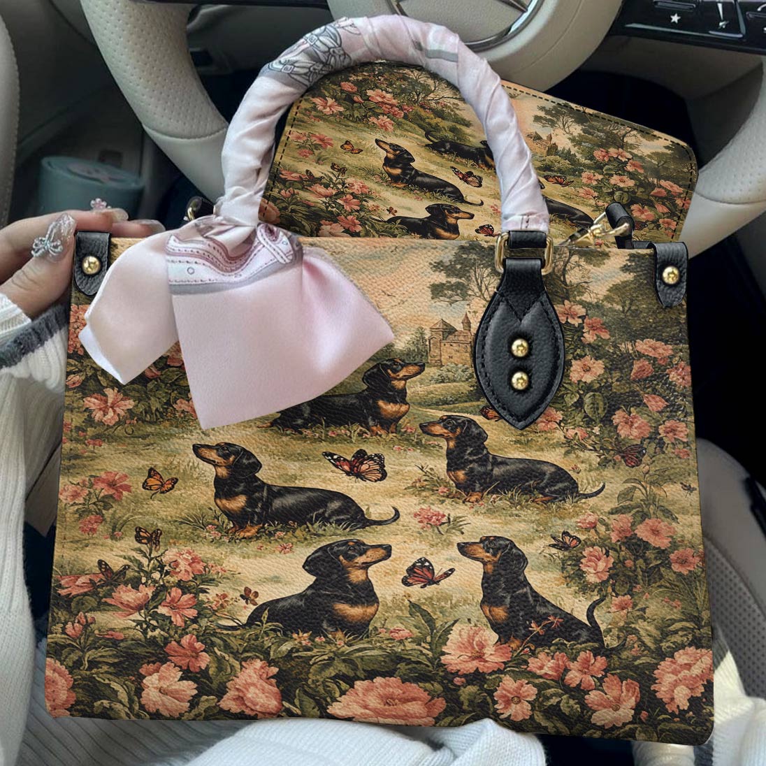 Lorva Leather Bag Dachshund Garden Manor