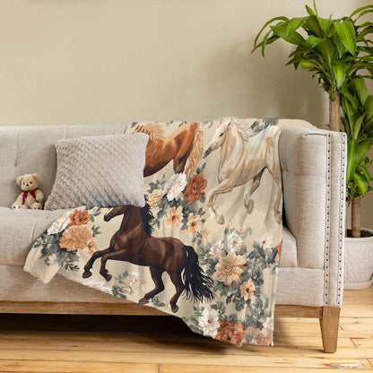 Lorva Fleece Blanket Timeless Elegance