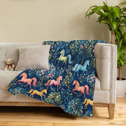 Lorva Fleece Blanket Blue Willow Horses