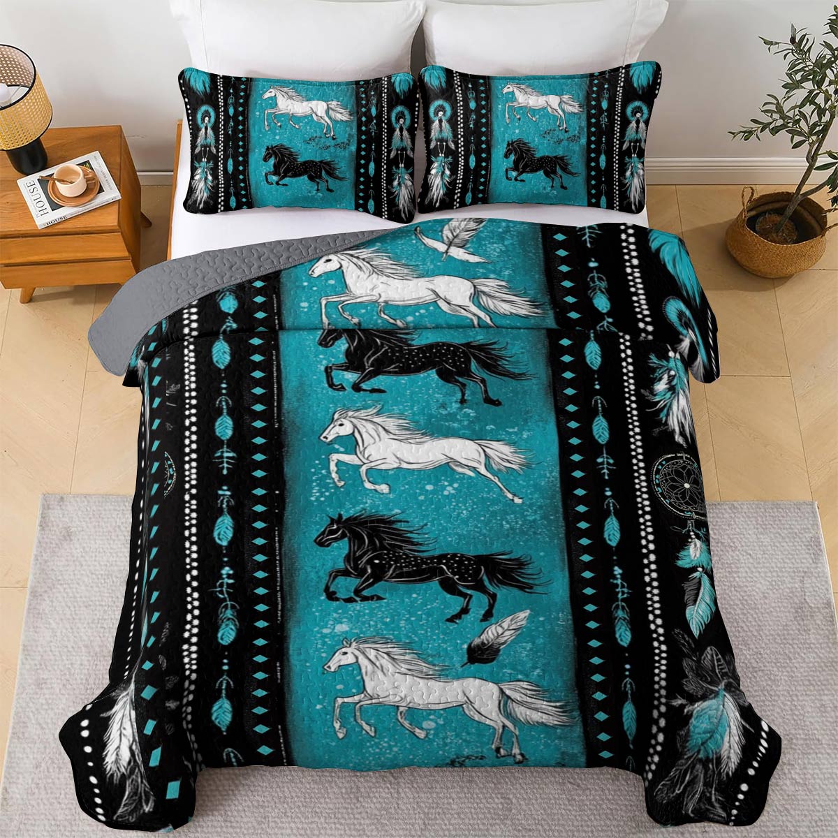 Lorva All Season Quilt 3-Piece Set Dreamcatcher Run