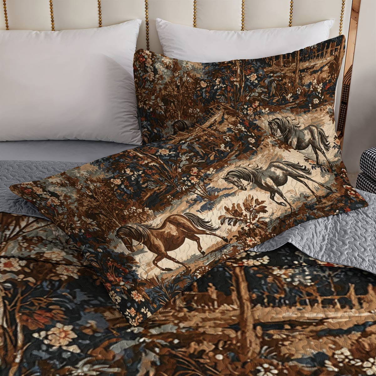 Lorva All Season Quilt 3-Piece Set Timeless Horses In The Forest