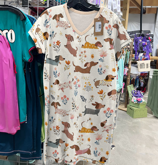 Lorva Dachshund V-neck Nightshirt Happy Field Flowers