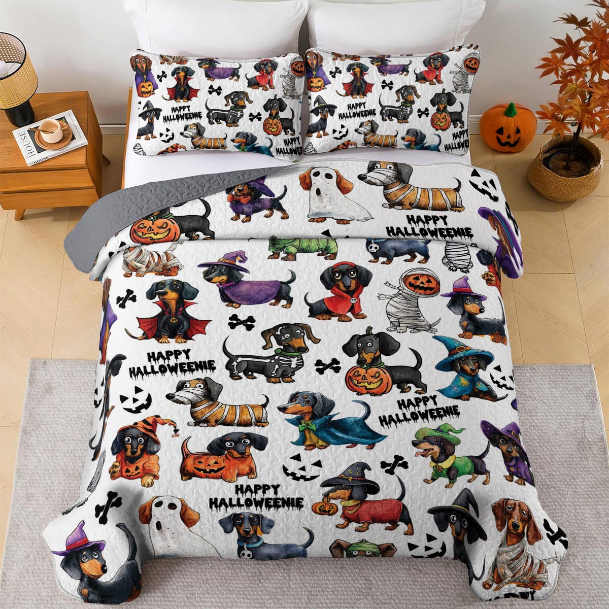 Dachshund Lorva All Season Quilt 3-Piece Set Happy Halloweenie