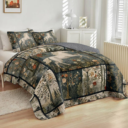 Lorva Horse All Season Quilt 3-Piece Set Regal Beauty