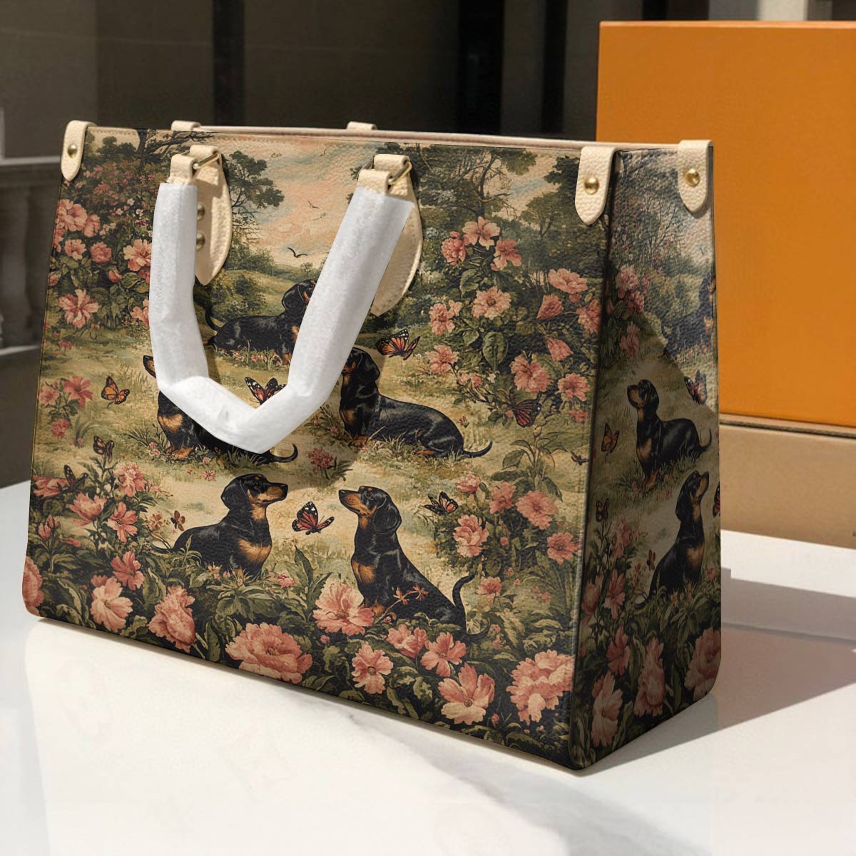 Lorva Leather Bag Dachshund Garden Manor
