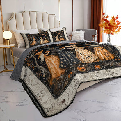 Witch Lorva All Season Quilt 3-Piece Set Enchanted Golden Night