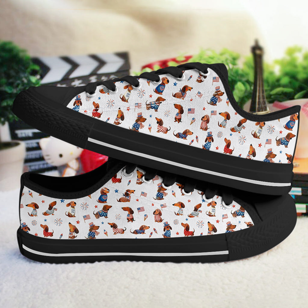 Lorva Dachshund Women's Low Top Shoes Happy Patriotic Day