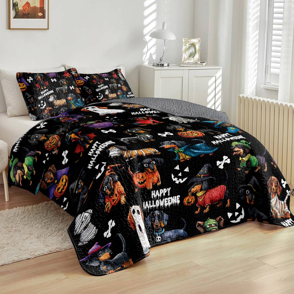 Dachshund Lorva All Season Quilt 3-Piece Set Happy Halloweenie