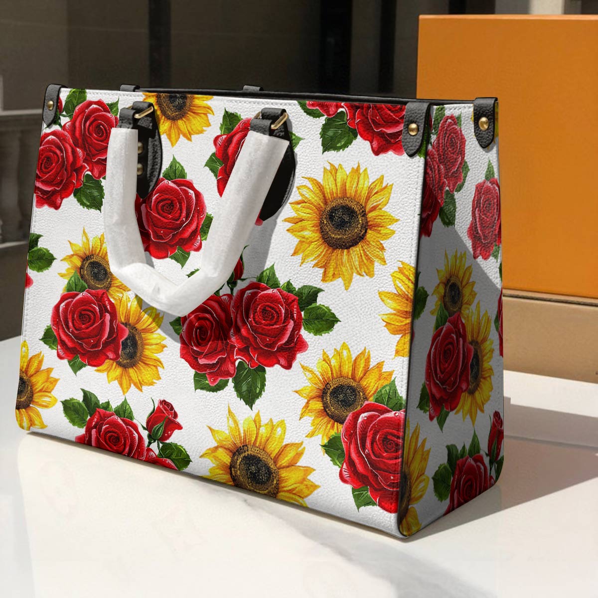 Lorva Leather Bag Blooming Elegance