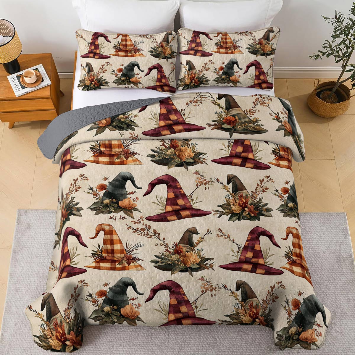 Witch Lorva All Season Quilt 3-Piece Set Floral Witch Hats