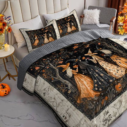Witch Lorva All Season Quilt 3-Piece Set Enchanted Golden Night